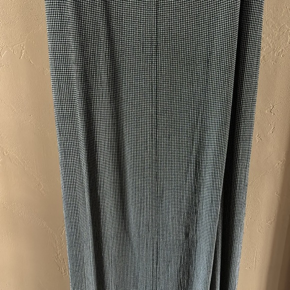 Express Sz 1-2 dress, adjustable straps, 3 buttons and slit - Picture 3 of 16